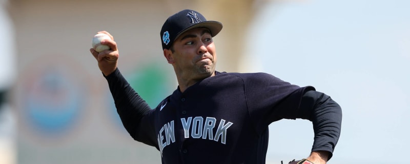Yankees shut down key relief pitcher, pushing his return back