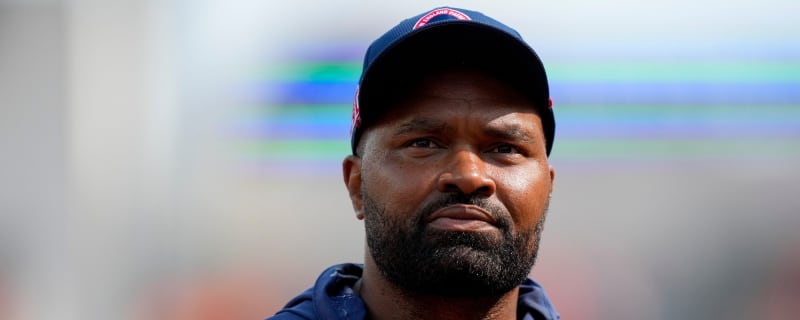 Patriots icon names 'biggest blunder' that could cost Mayo his job