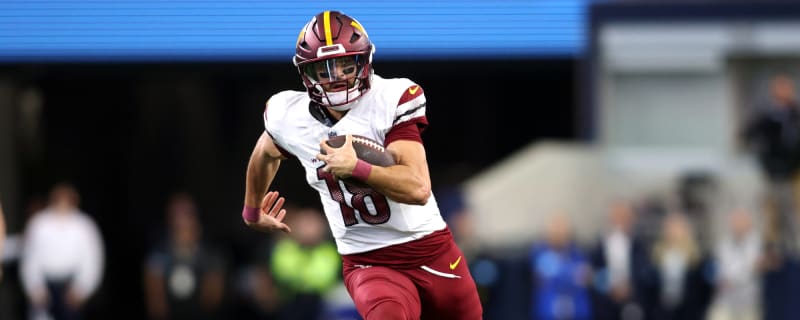 Are the Dolphins eyeing a pair of veteran backup QBs?