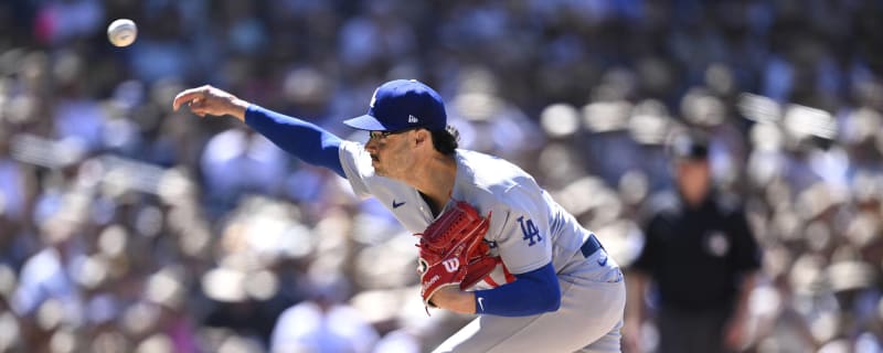 Dodgers: Joe Kelly Reveals Real Story Behind Mariachi Jacket & Why He Wore  it to The White House 