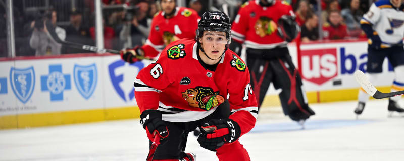Blackhawks prospect Nick Lardis becomes 8th OHLer to score 70 goals in season