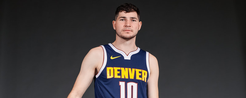 Nuggets announce wave of signings