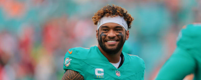 Tua Told Dolphins 'Him or Me' Before they Fired Flores