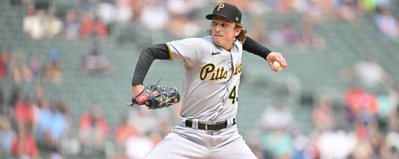 Pirates Place Ryan Borucki on IL, Recall Jose Hernandez