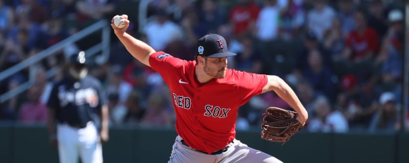 Red Sox put RHP Chris Martin on the 15-day IL