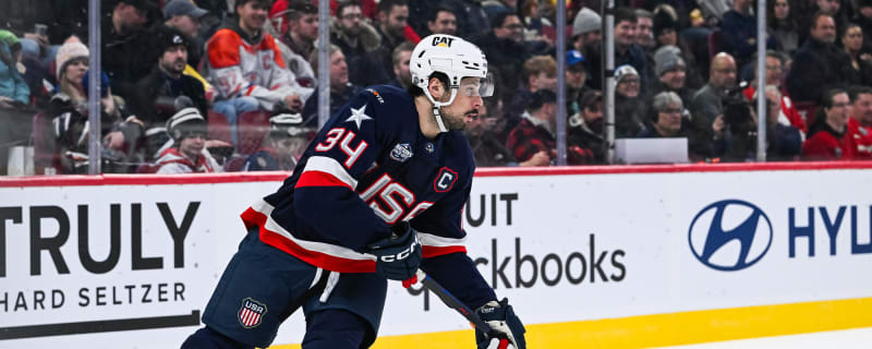 Auston Matthews jokingly 'kicked off' Team USA by GM Bill Guerin