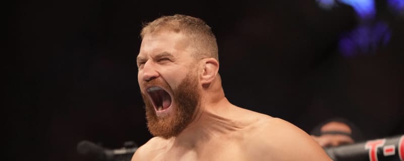 Sidelined Former Champ Jan Blachowicz Calls for Alex Pereira Rematch