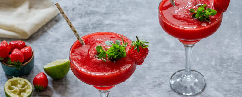 20 cocktails everyone should try once in their life