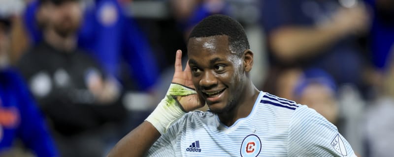 Jhon Duran Embodies the Ideal Striker – Darren Fletcher