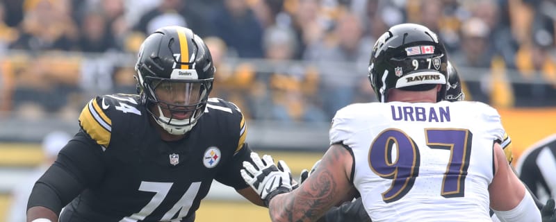 Steelers&#39; Spencer Anderson Is Obvious Upgrade Over RT Broderick Jones: 'Something Has To Be Done'