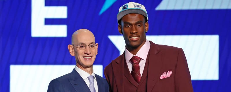 Pistons acquire Jalen Duren, Kemba Walker in three-team trade