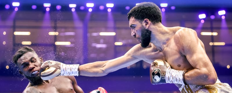 Carlos Adames vs Hamzah Sheeraz Ends in Controversial Decision on February 22