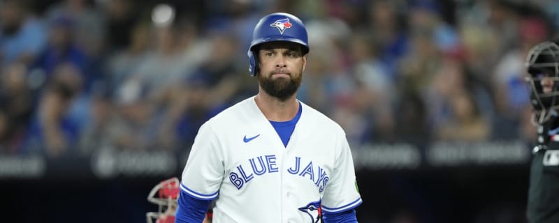 Veteran first baseman Brandon Belt surprisingly remains unsigned