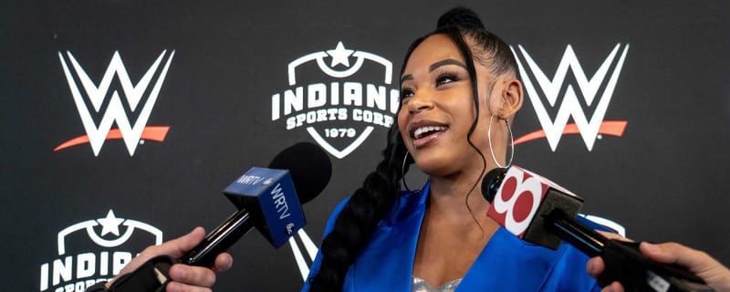 Former Women’s Champion makes her return on Raw after 9 months to help Bianca Belair seize the advantage for WarGames Match