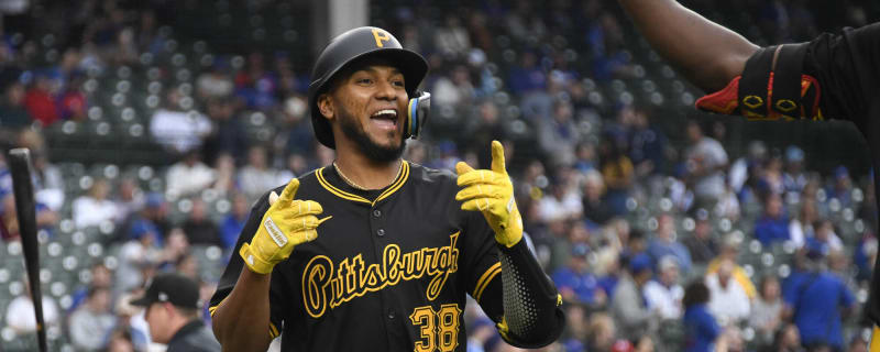 Olivares, Gonzales Power Pirates to 5-4 Win Over Cubs