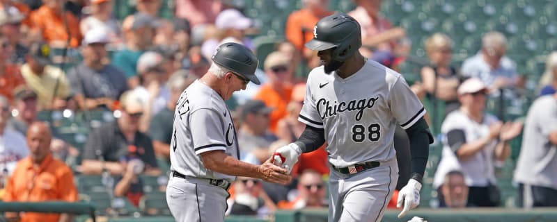 Luis Robert: Breaking News, Rumors & Highlights