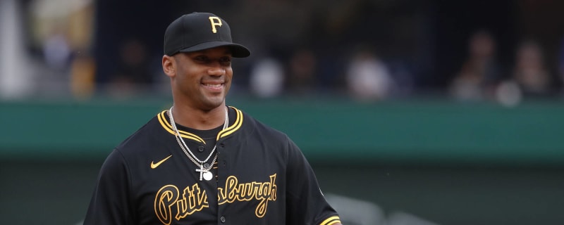 Phil Simms Believes Steelers QB Situation is Better Than Browns