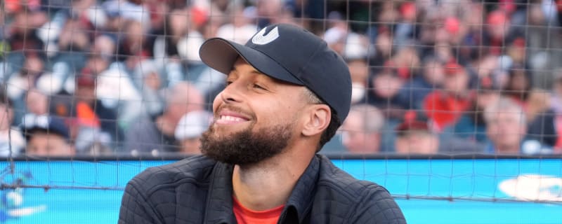 Stephen Curry And Klay Thompson Look Hilarious In Donald Sterling&#39;s Clippers Series &#39;Clipped&#39;