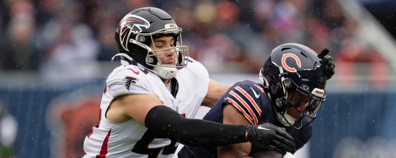  Falcons Place Starting LB on Injured Reserve, Sign DB
