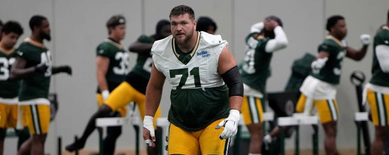 Should the Green Bay Packers Re-Sign Center Josh Myers?
