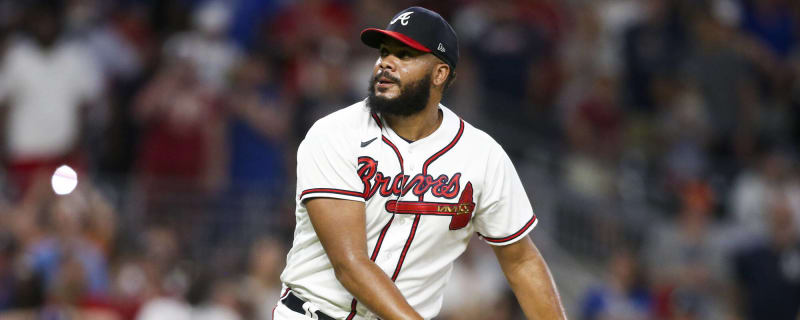 Atlanta Braves pitcher Kenley Jansen delivers against the Texas