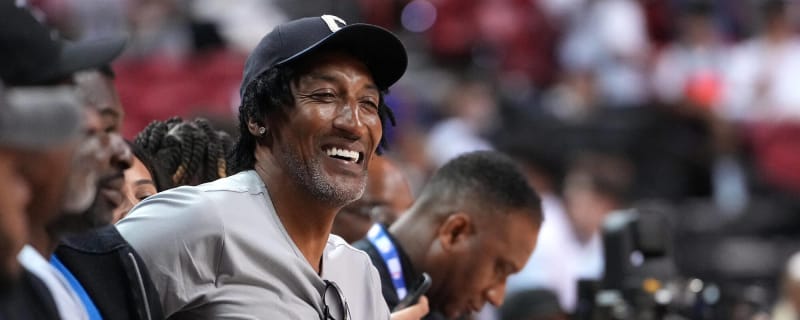 Hall of Famer bashes Michael Jordan and Bill Russell
