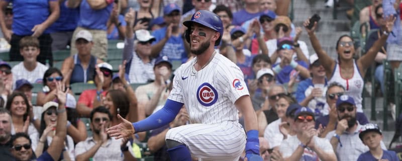 Mariners Acquire Miles Mastrobuoni, Designate Nick Raposo