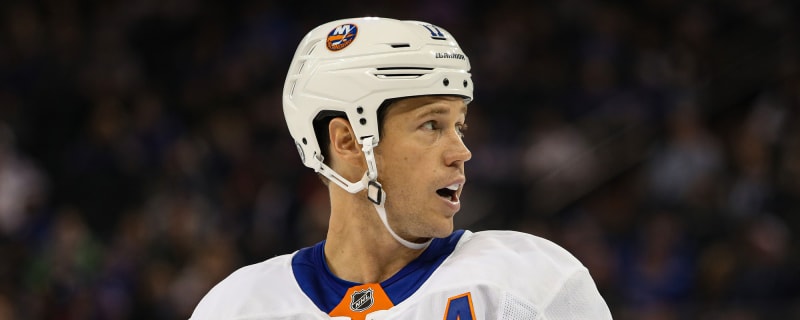 Islanders make several roster moves