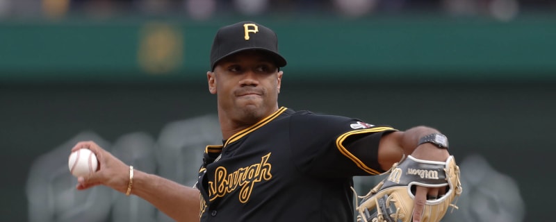  Former NFL Player And Current Denver Sports Radio Host Takes A Huge Shot At Russell Wilson For What He Did At The Pittsburgh Pirates Game