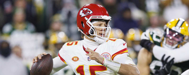Patrick Mahomes still has trust in Chiefs receivers, even if nobody else does