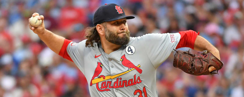 Cardinals will not exercise team options for three right-handers