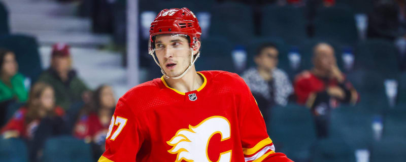 Calgary Flames assign defender Yan Kuznetsov to the AHL’s Wranglers