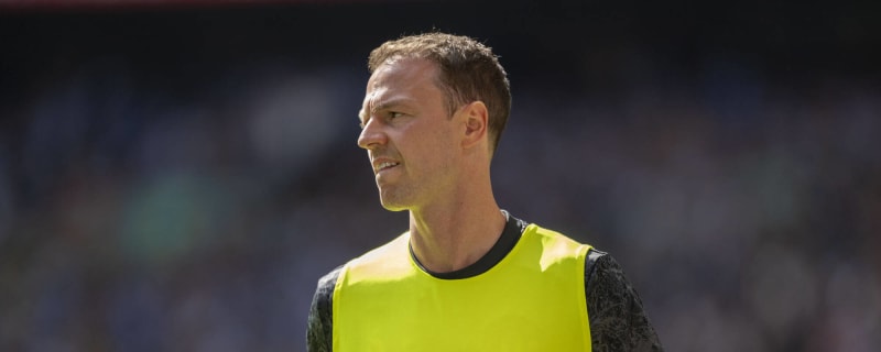 Manchester United optimistic that experienced duo will sign new deals