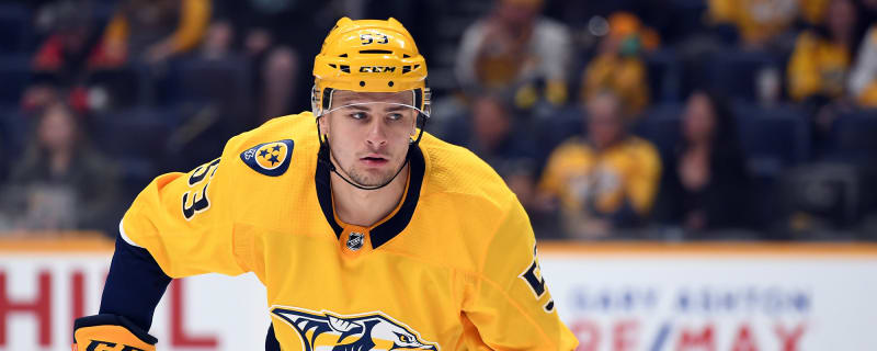 Penguins sign Calder Cup champion Huntington