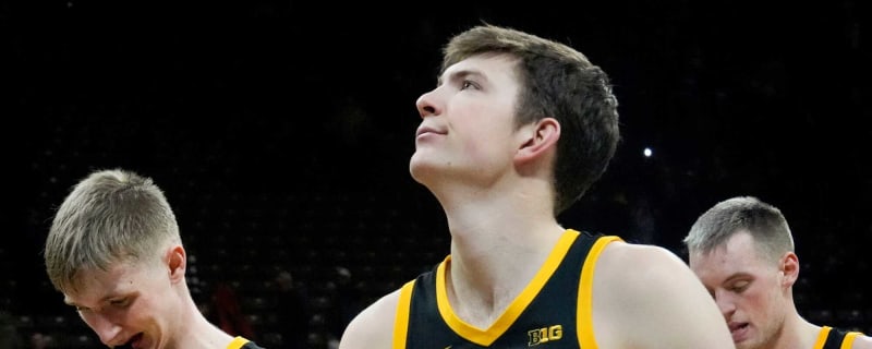 Hawkeyes Hammer New Orleans
