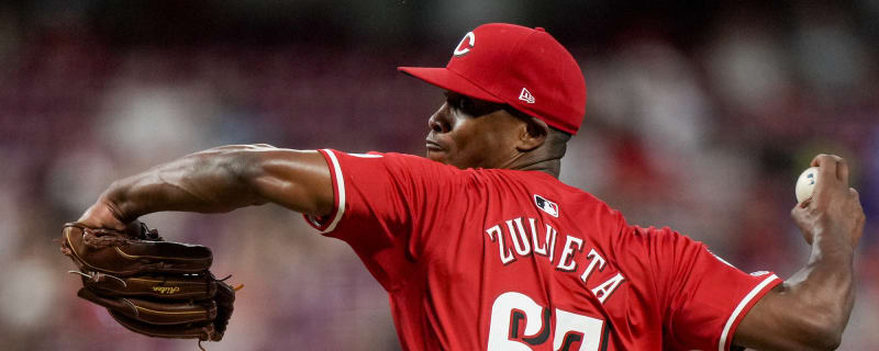 Former Blue Jays prospect Yosver Zulueta makes MLB debut with Reds