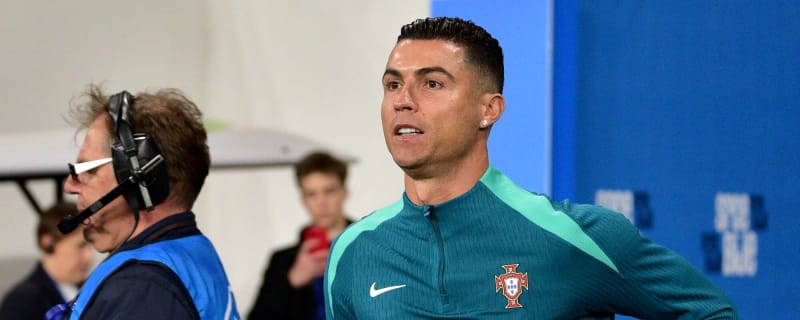 Cristiano Ronaldo, with a straight face, claims Arsenal will not win the Premier League over Manchester City