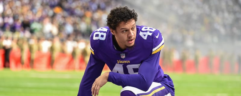 Chiefs Sign LB Blake Lynch