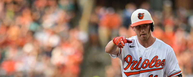 Orioles benefit from late rally to top Twins, end skid