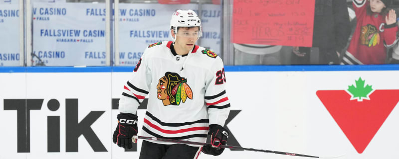 Blackhawks, Philipp Kurashev come to terms