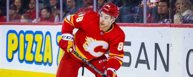 Andrew Mangiapane had a disappointing 2023-24 season for the Calgary Flames