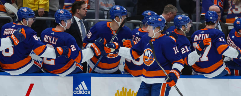 Simon Holmstrom’s Fit on the Islanders is Unclear