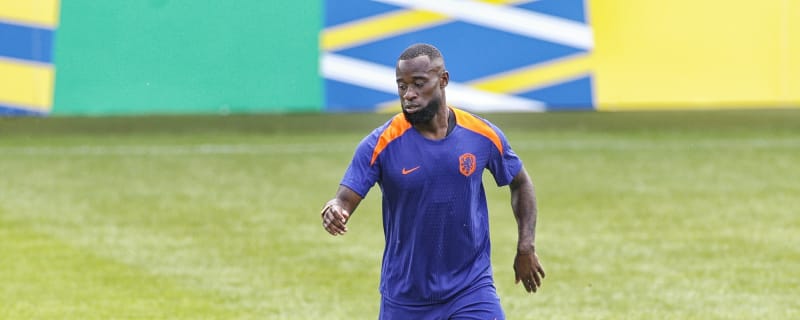 Liverpool pushing hard to avoid repeat of 2023 transfer miss after prior Dirk Kuyt recommendation