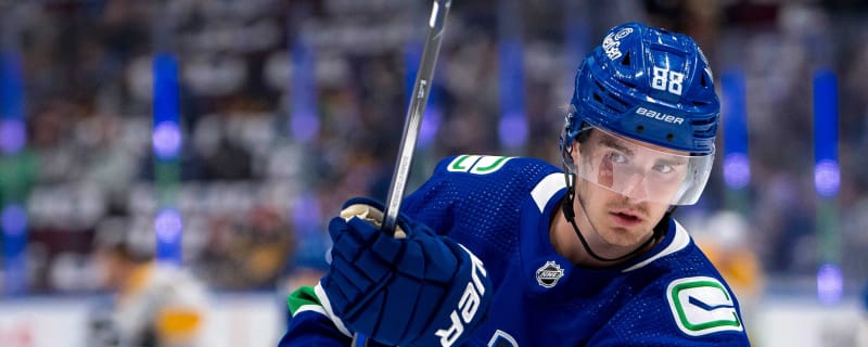 Canucks’ Nils Aman Surprisingly Clears Waivers: On to Abbotsford