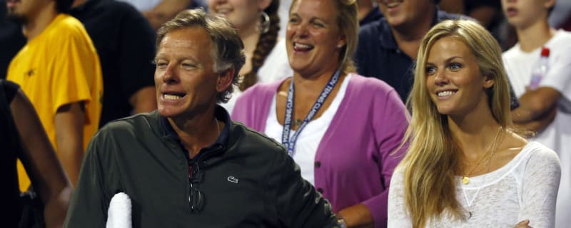 Former coach of five No. 1s returns to the Tour: Larry Stefanki joins a top-30 player in crisis