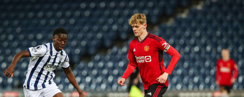 Manchester United include another academy hopeful in squad for Crystal Palace trip