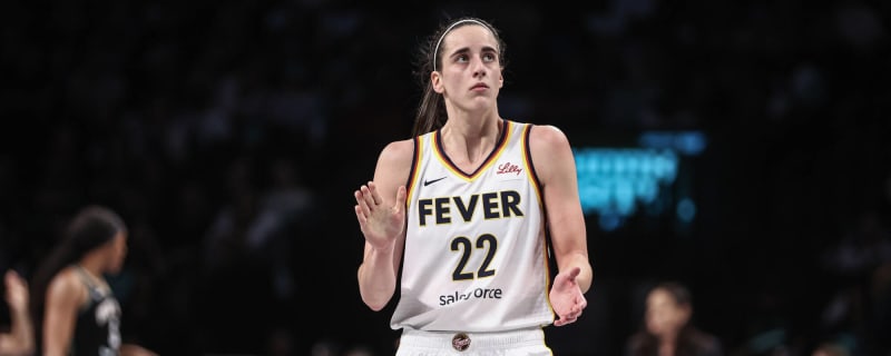 Indiana Fever Caitlin Clark Shows Toughness in Loss to Connecticut Sun