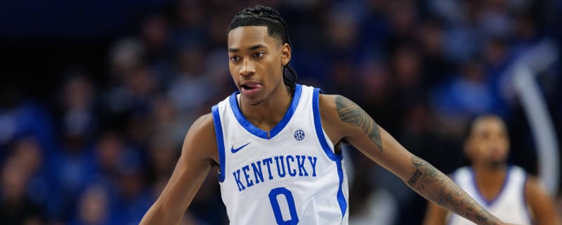 Wolves sign first-round picks to rookie contracts