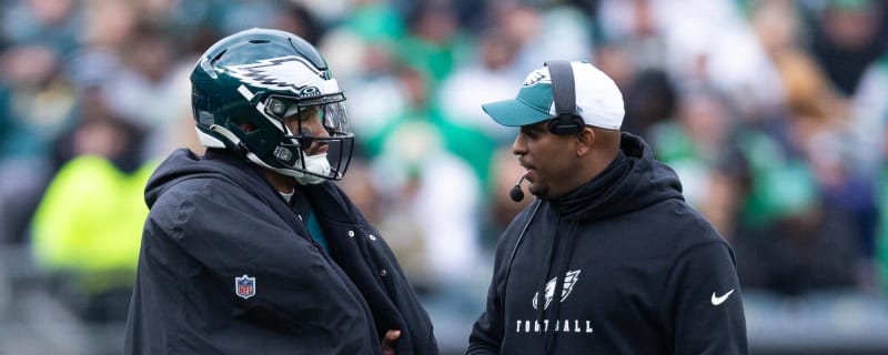 Commanders add recently fired OC to staff