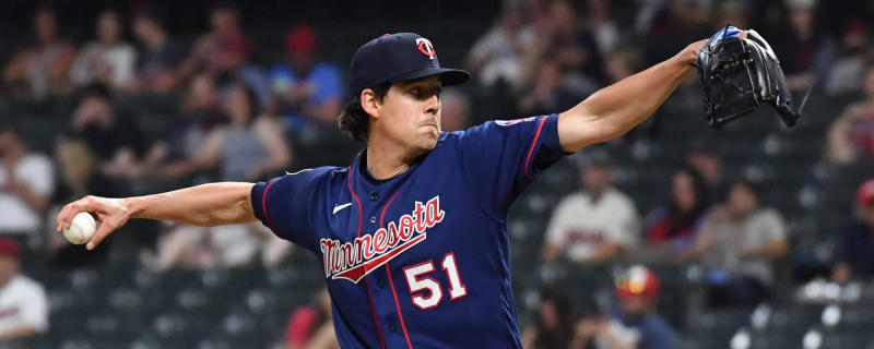 Twins reinstate Luke Farrell, DFA Derek Law